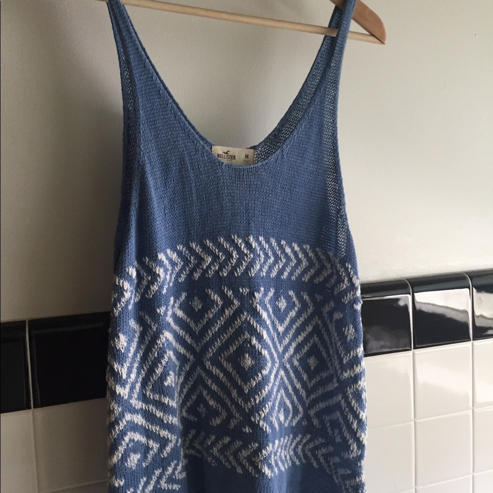 Hollister Tank oversized